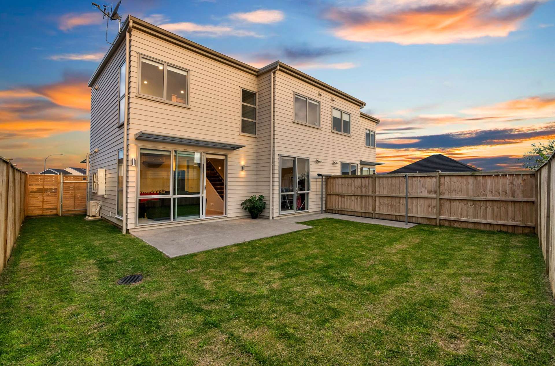 5 Costa Viva Crescent Karaka_0