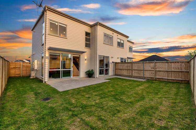 5 Costa Viva Crescent Karaka_0