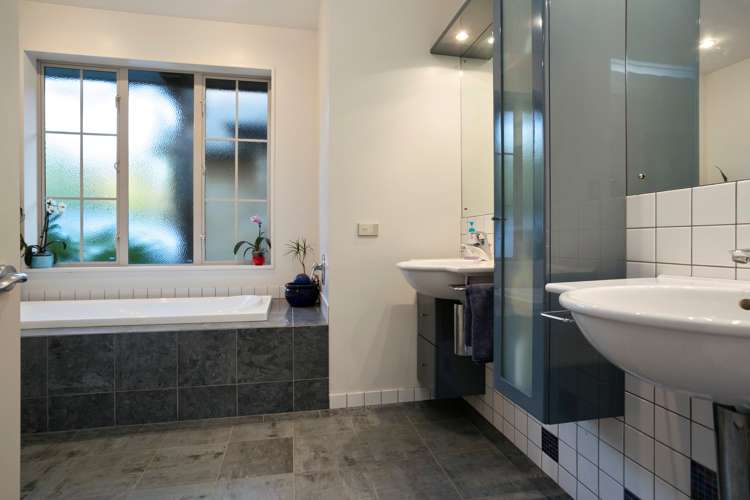 4b Olsen Close Matangi_12