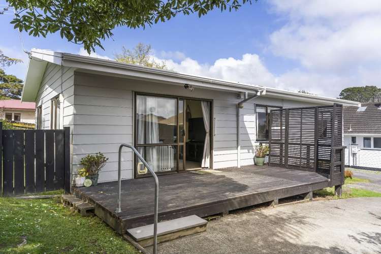Unit 1/98 Barrys Road Glendene_4