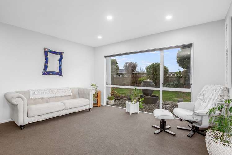41 Joseph Banks Drive Whitby_11