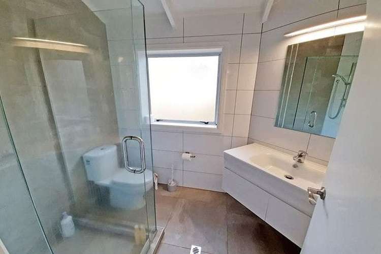 14 La Roche Place Northcote_8