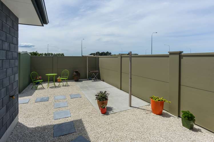 14 Pelorus Avenue Poraiti_18