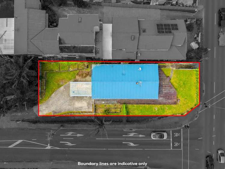 62 Tiverton Road New Windsor_13