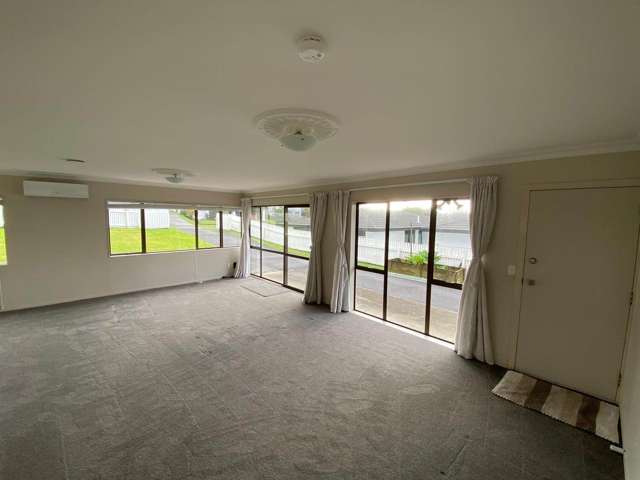 34 Heron Avenue East Matua_4