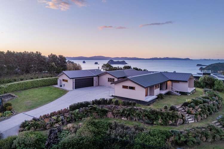 97 Orchard Road Hahei_29