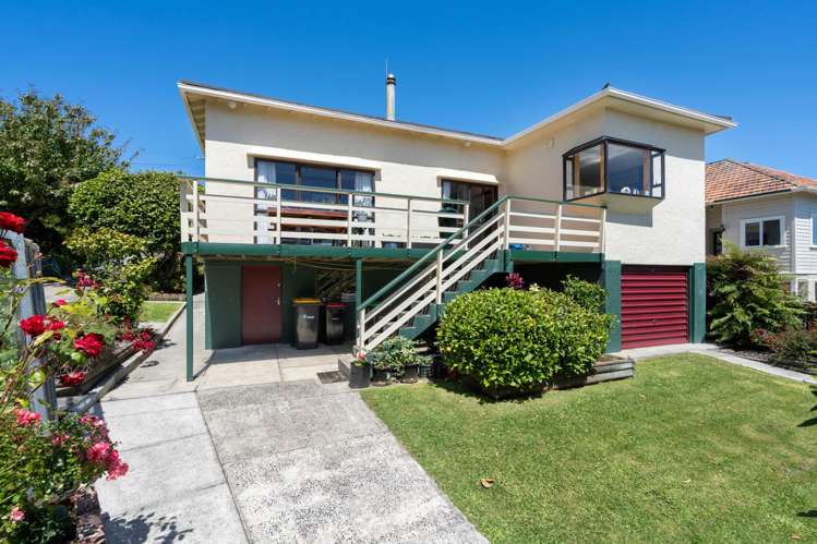 23 Dundonald Street Tainui_1