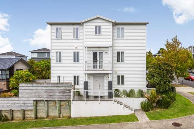94 Arrowsmith Drive Flat Bush_1