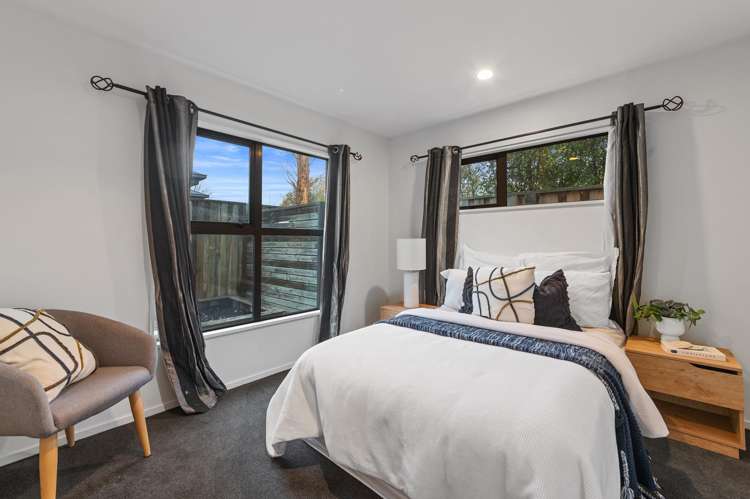 2/44b Tabart Street Woolston_9