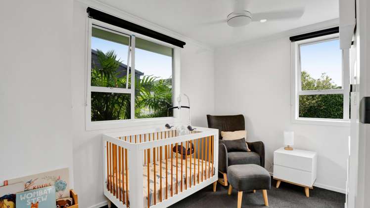 15 Kowhai Street Inglewood_16