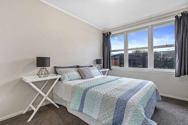 297 Dey Street Hamilton East_11