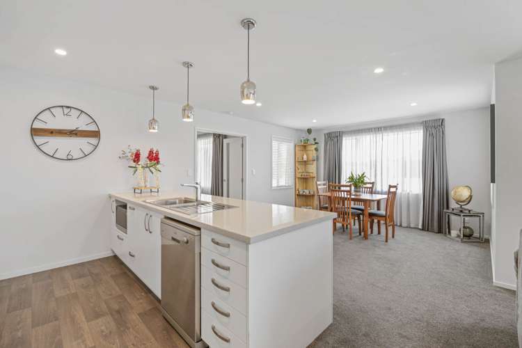 2 Dakota Place Burleigh_5
