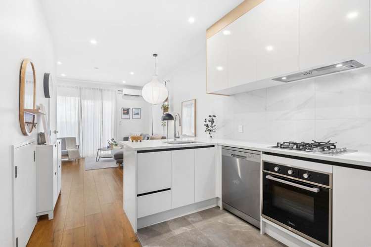 3 Hermitage Street Flat Bush_8