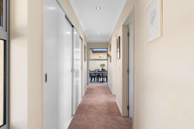 37 Highgrove Saint Clair_16