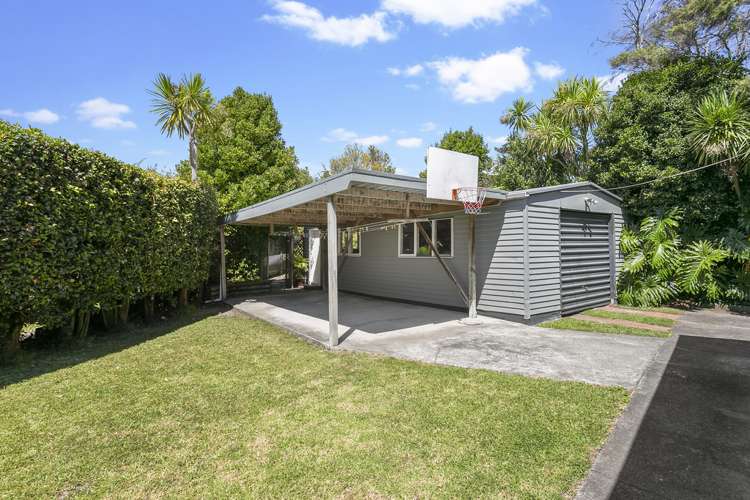 15 Kaurilands Road Titirangi_17