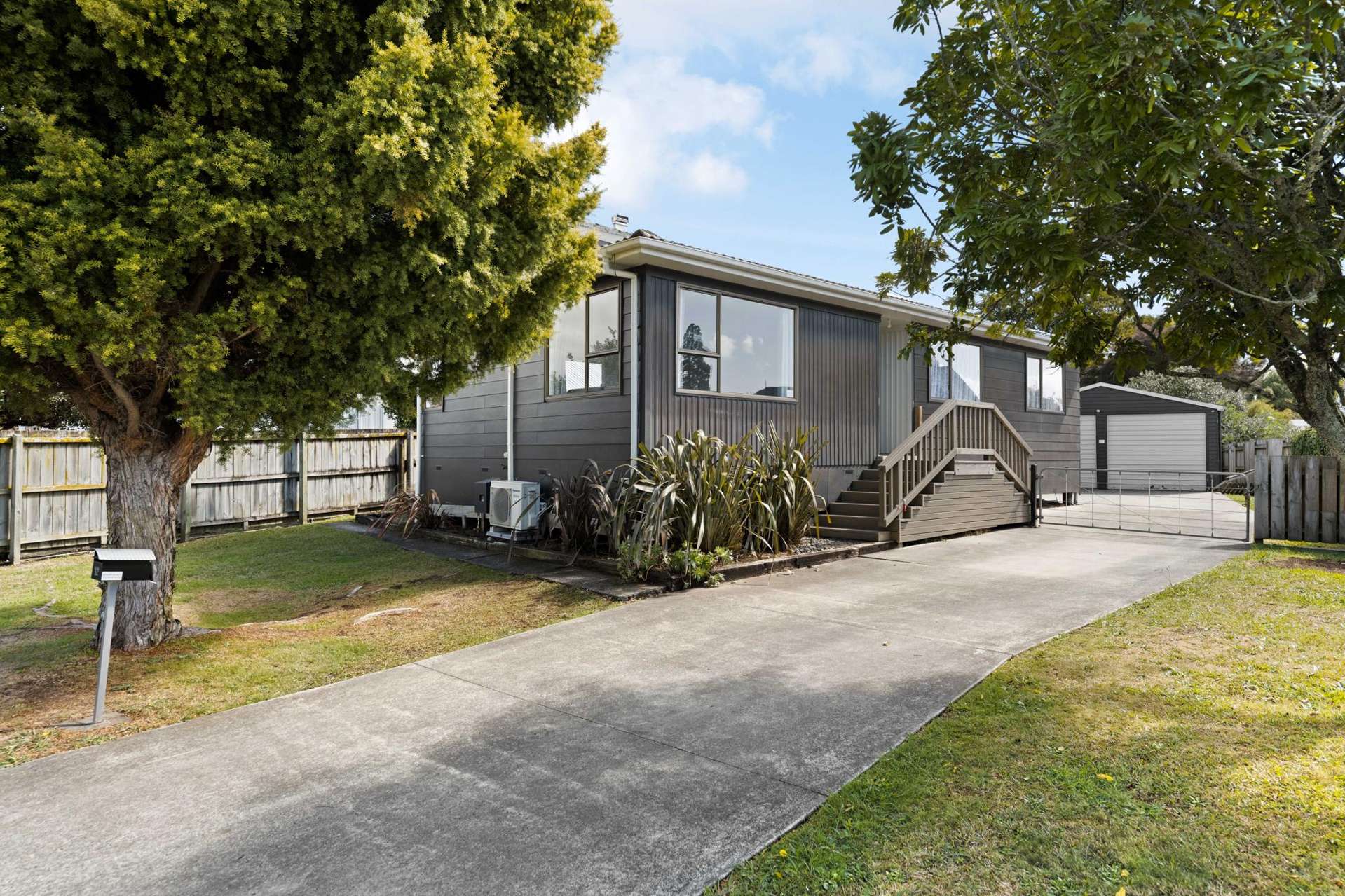 12 Hibiscus Avenue Hamilton Lake_0