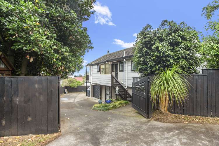 1/108 Bradbury Road Botany Downs_16