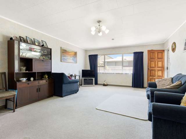 2/507 Avenue Road West Hastings Central_2