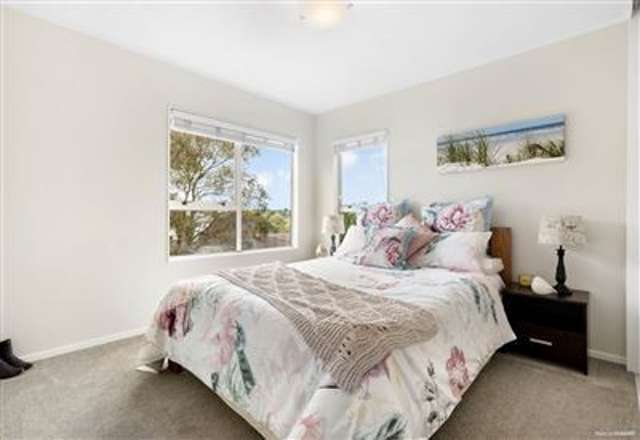 3 Ian Sage Avenue Torbay_3