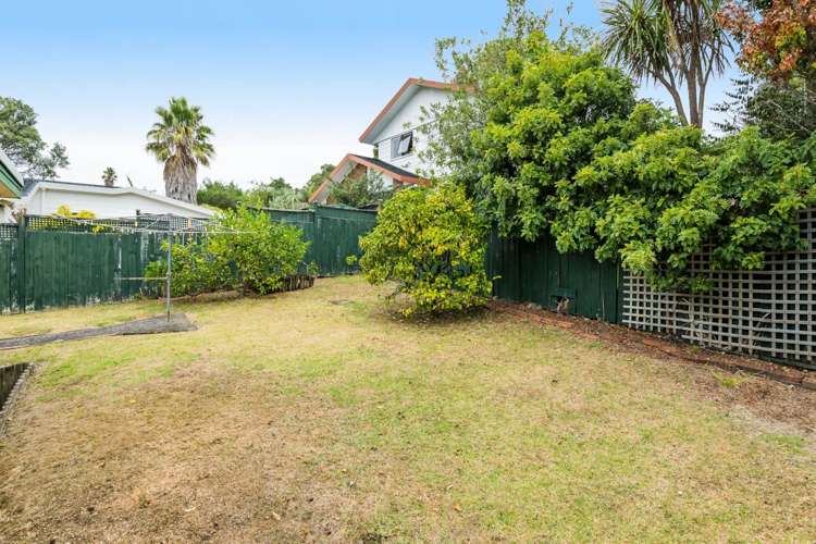 24 Weetman Drive Browns Bay_15