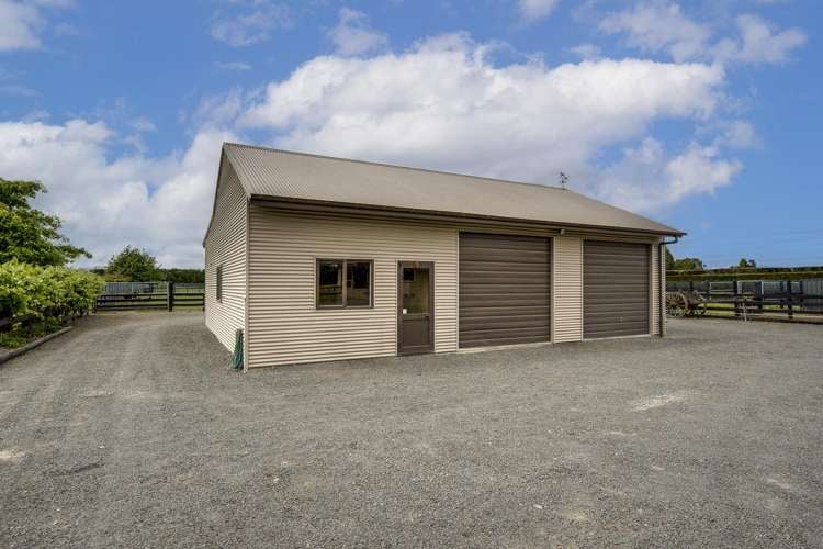 1316 Southland Road Longlands_26