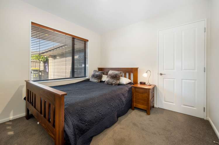 17 Evergreen Place Parklands_16