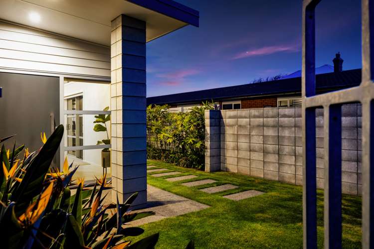 17 Victoria Street Hawera_6