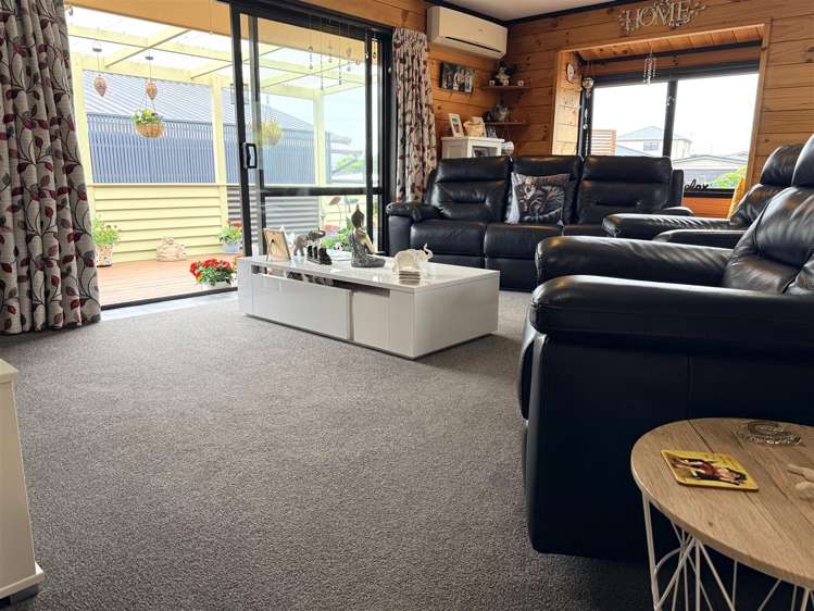 2 Jamieson Road Karoro_10