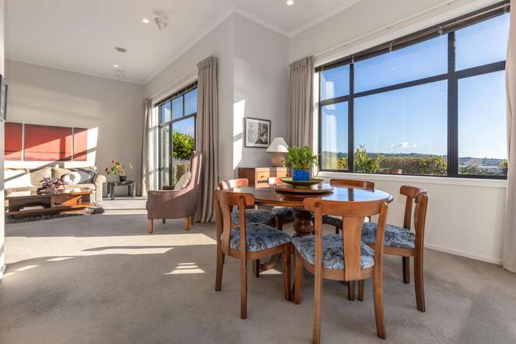 26 Milford Street Aotea_11