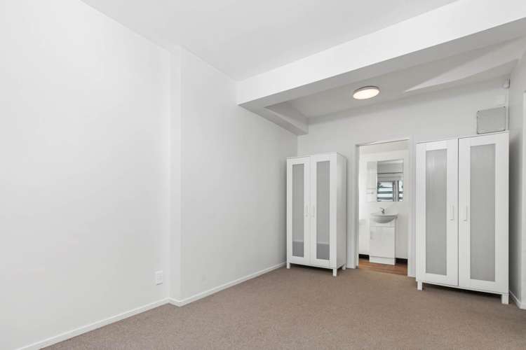 1/19 Westwell Road Belmont_14