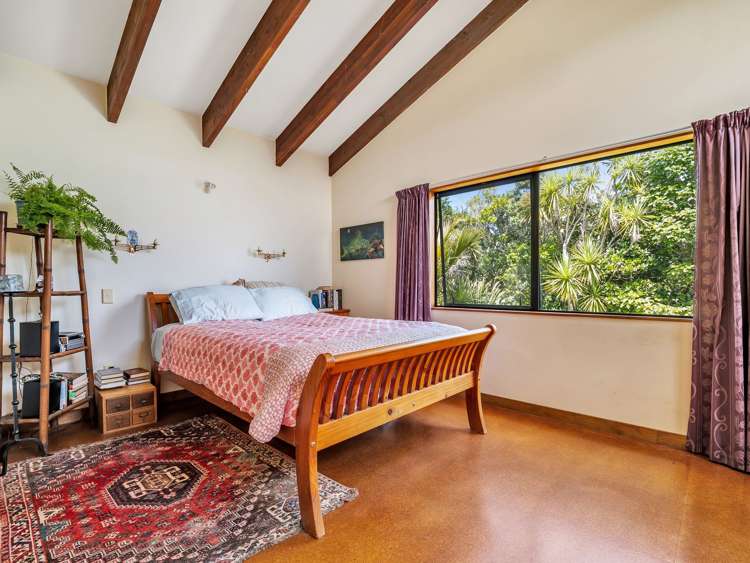 117 Seaview Road Piha_17