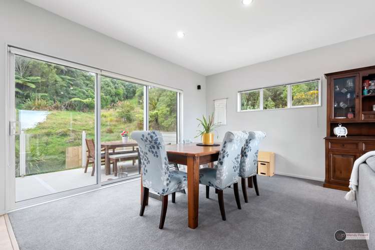 17 Oceanview Terrace Tirohanga_6