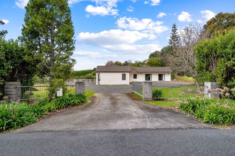 1 Governors Heights Whangamata_25