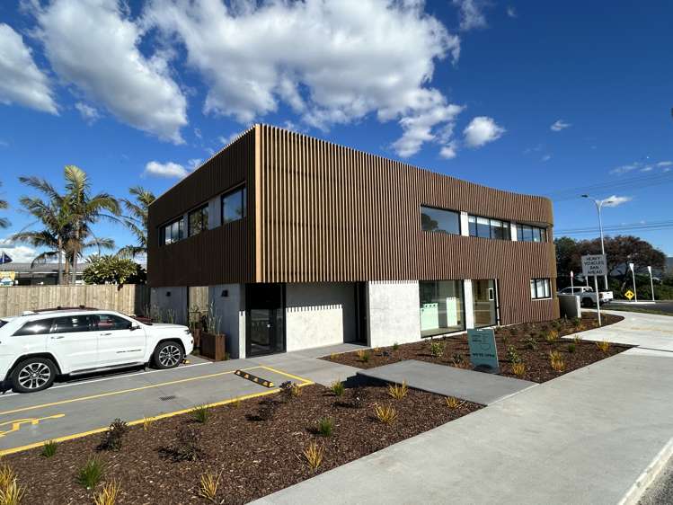 Clinic Room 8/2 Kupe Avenue Mt Maunganui_11