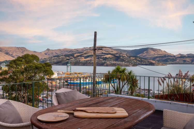 2 Selwyn Road Lyttelton_22