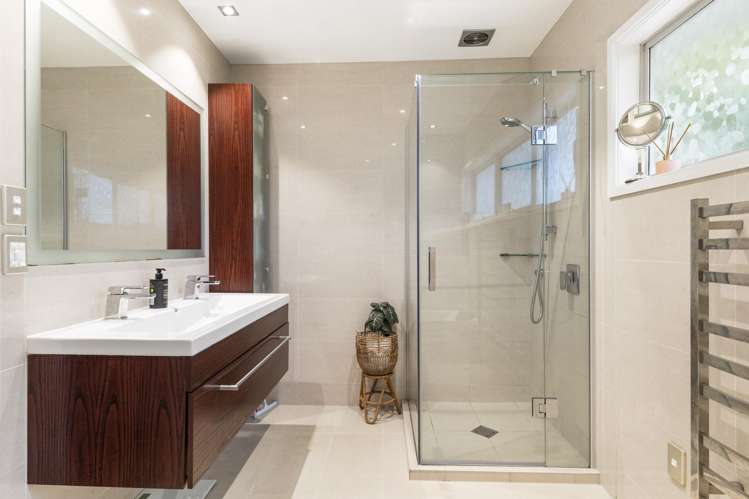 88 Scenic Drive Titirangi_19