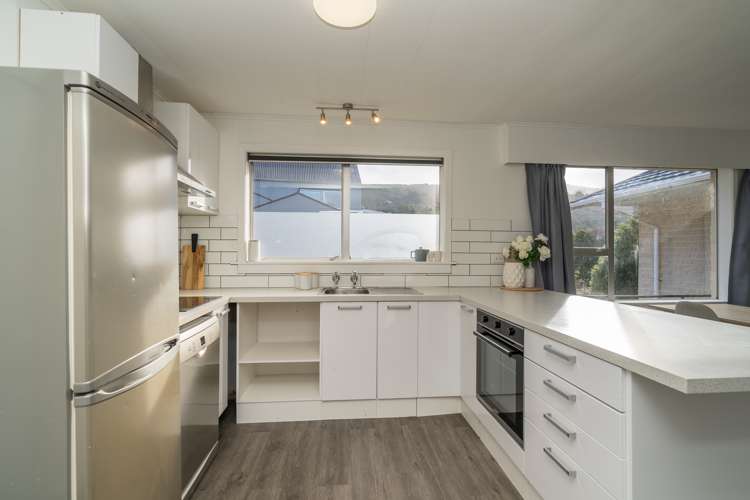 72 Centennial Avenue Helensburgh_20