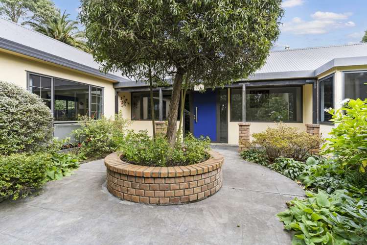 14 Waikare Street Karori_11