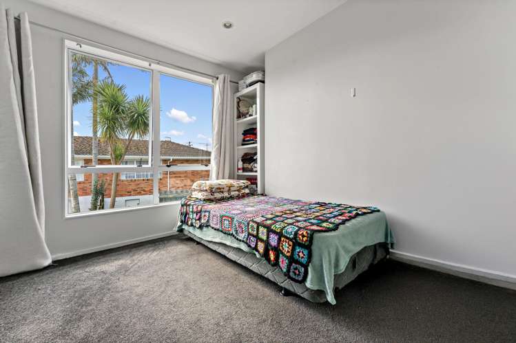4 Olsen Avenue Hillsborough_9