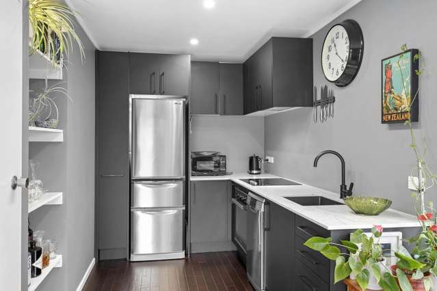 1 Harvard Grove Totara Park_3