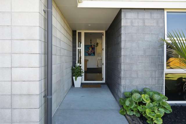 42 Butterworth Crescent Papamoa_2