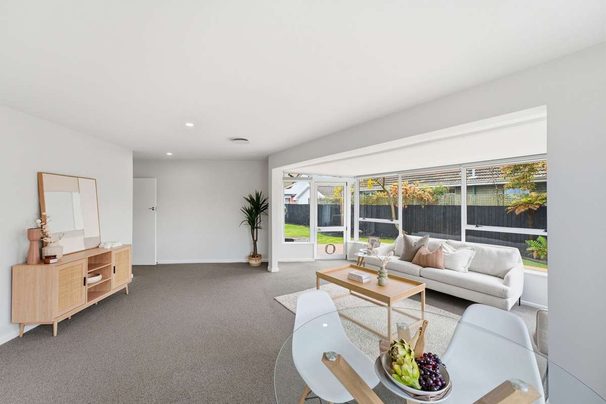 61 Golf Links Road_1
