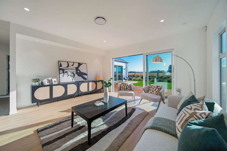 53 Mehrtens Crescent Ravenswood_16