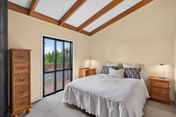 2 Quentin Place, Mahanga Mahia Peninsula_17