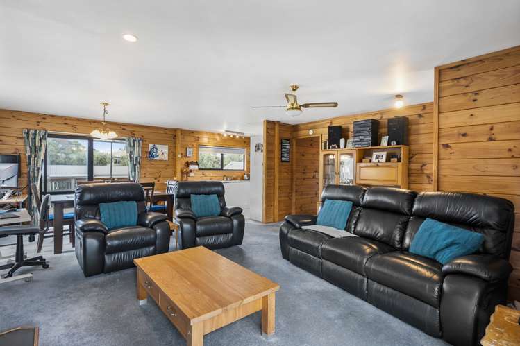 37 Shelly Bay Road Beachlands_8