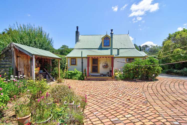 3228 State Highway 2 Carterton_16