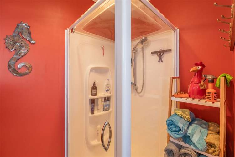 18 Neal Crescent Onekawa_7