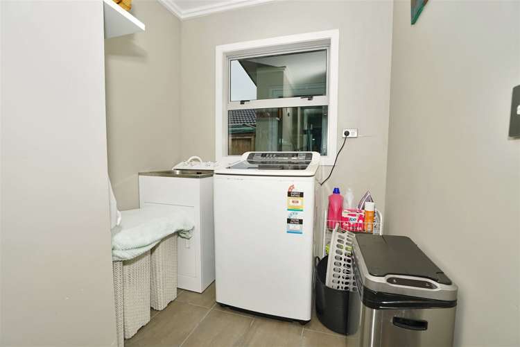 14 Miers Glade Rototuna North_18