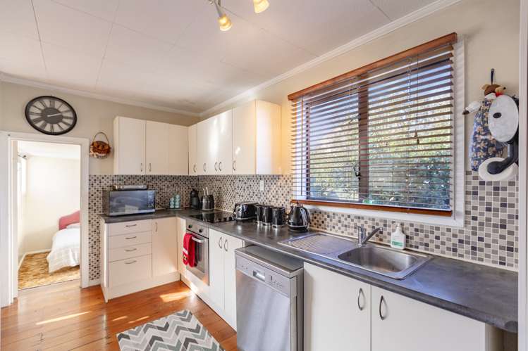 33 Bowling Road Greenmeadows_20