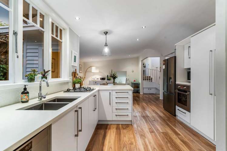 16 Walbrook Road Manly_2